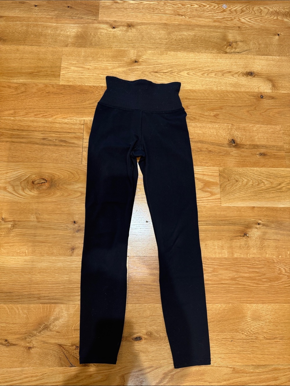 Vuori Black High-Waist Ribbed Studio Leggings